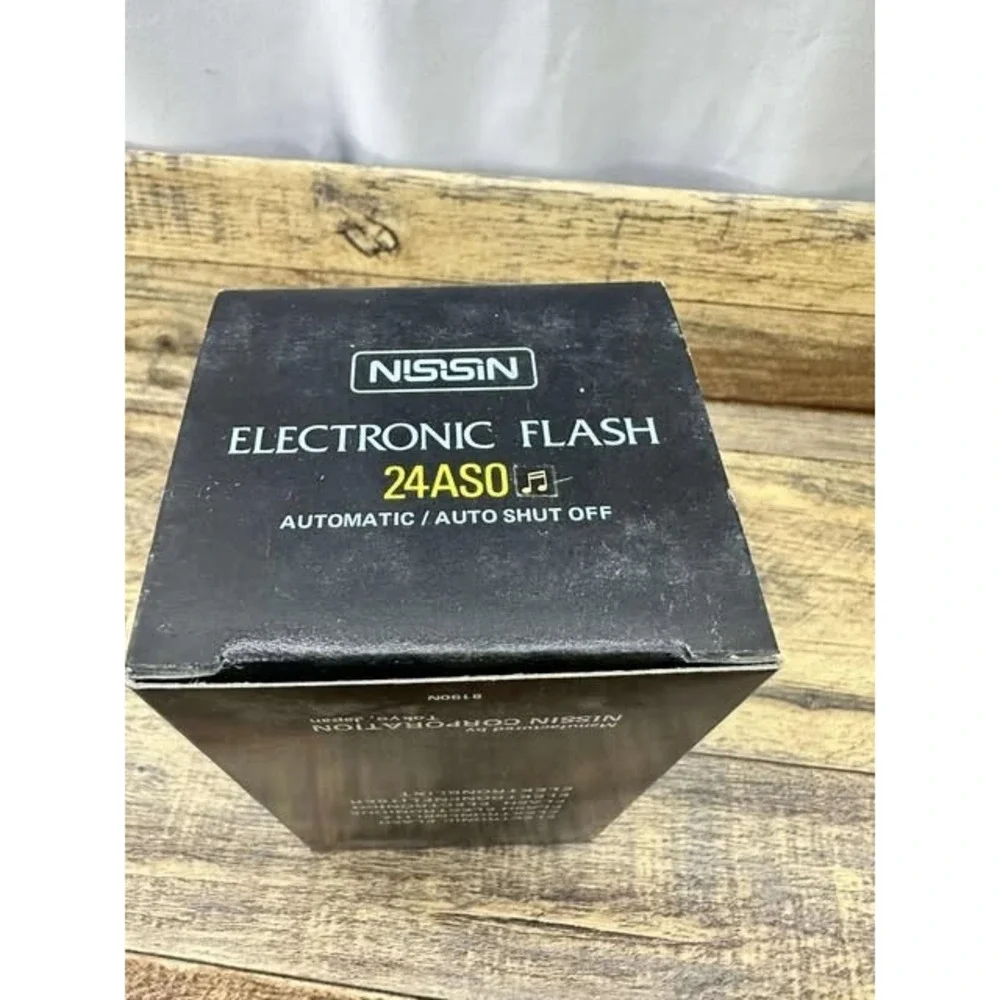 Nissin Camera Electronic Flash 24ASO Automatic Shut off New in Box